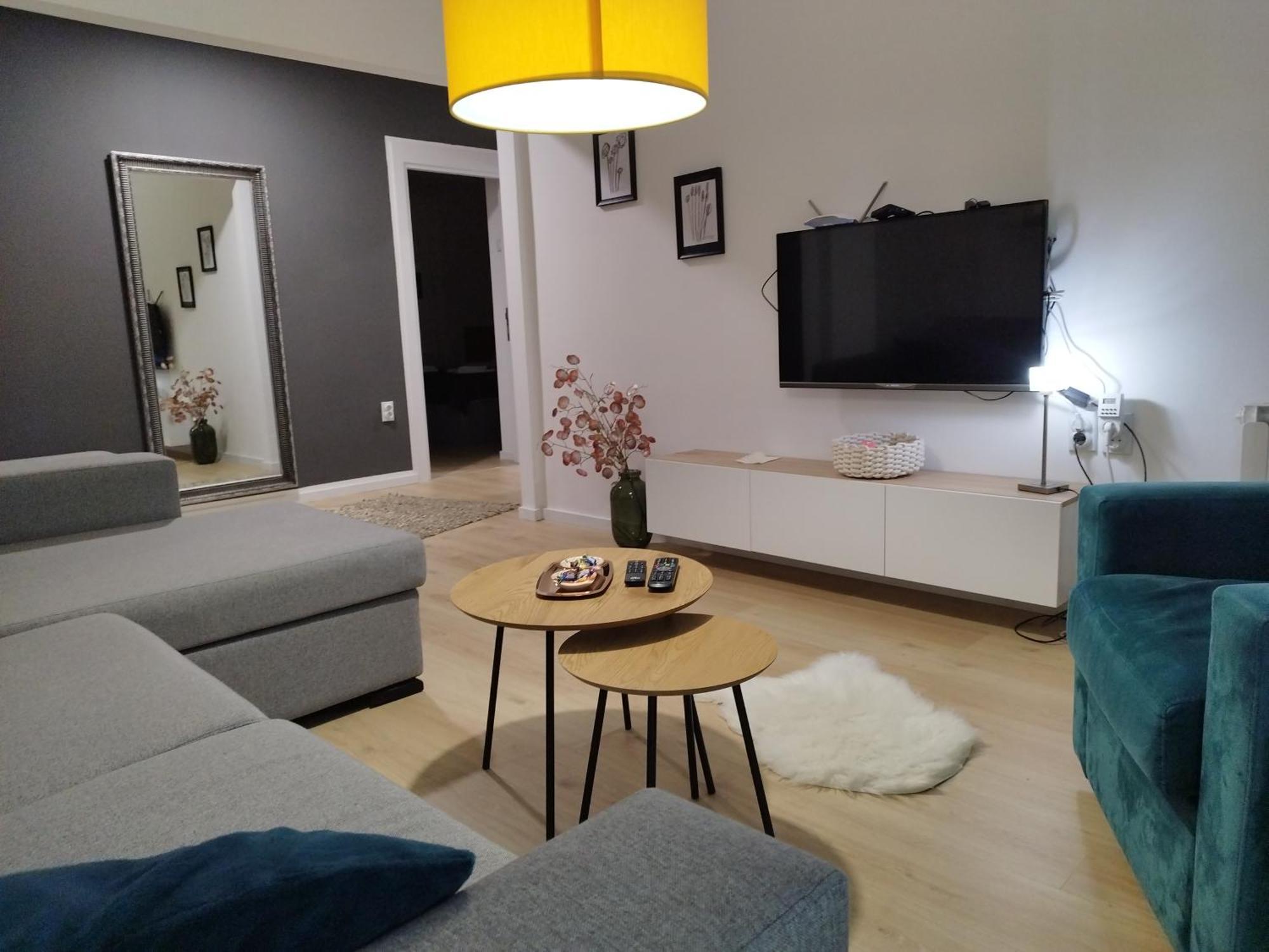 Home Apartment Nis Bagian luar foto