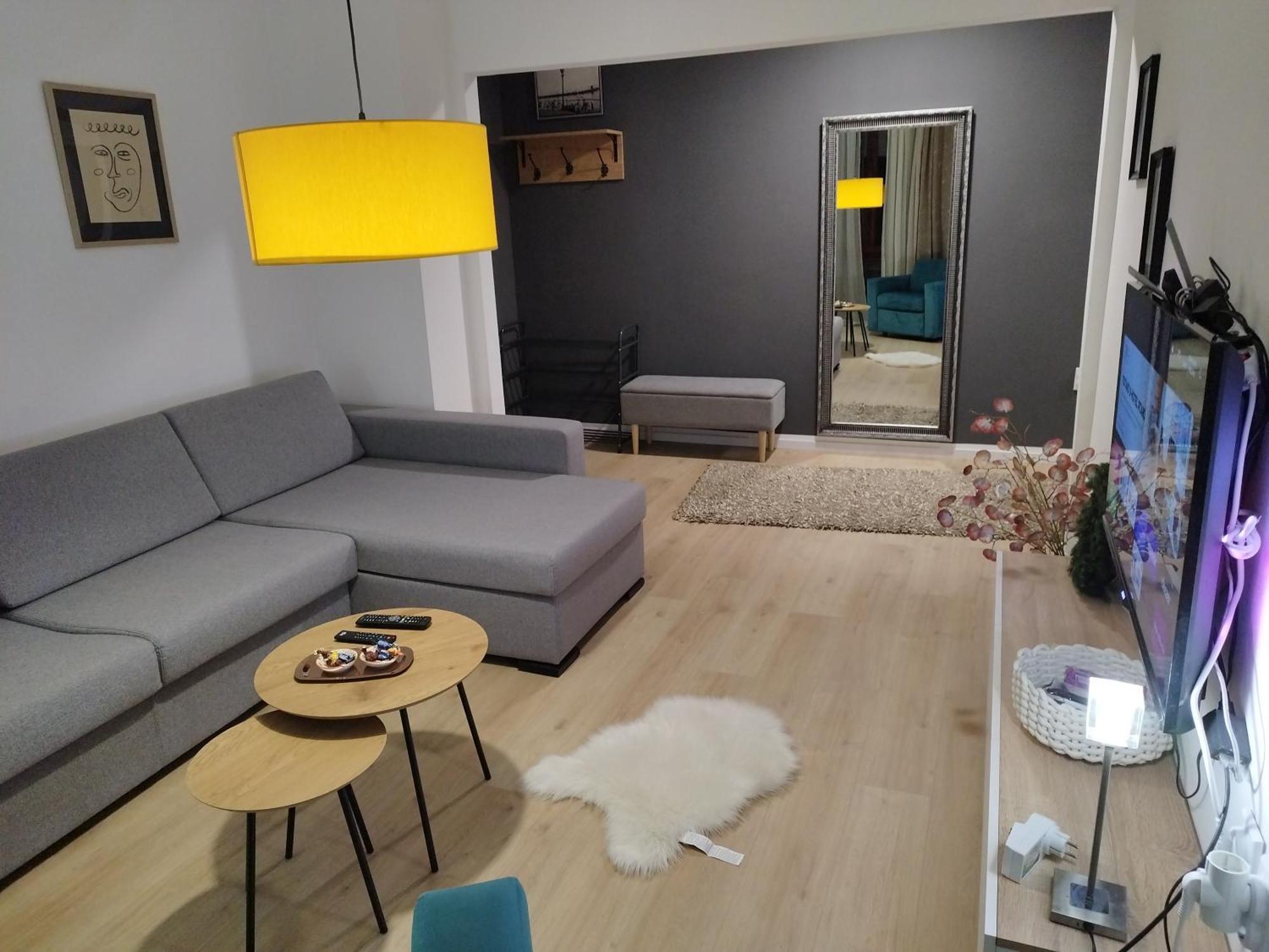 Home Apartment Nis Bagian luar foto